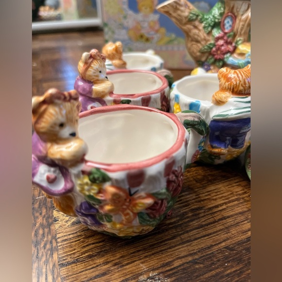 Vintage 1996 Hand-painted Children’s Teddy Bear Tea set 12-Pieces - Picture 10 of 15